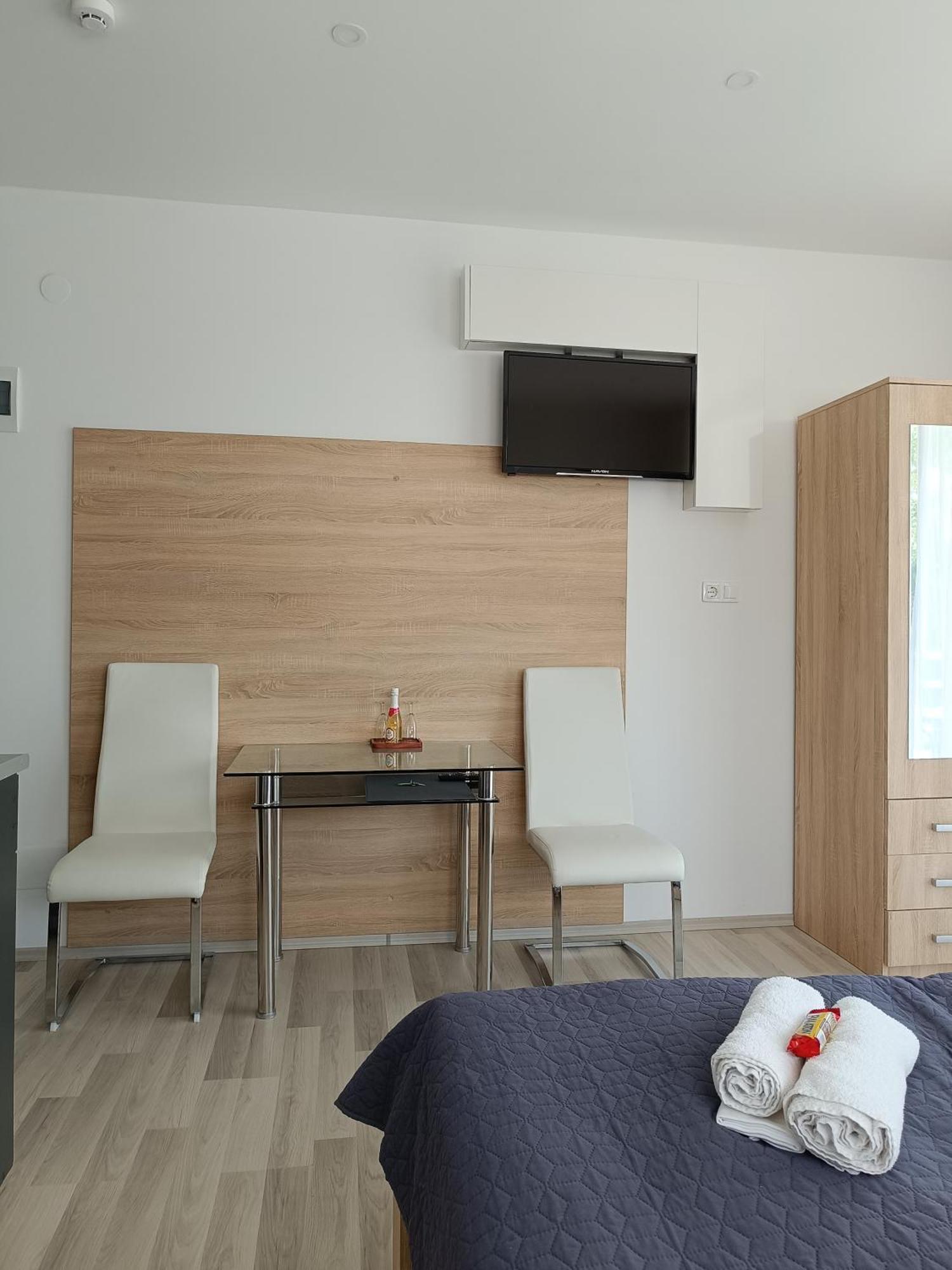 Ujhely Apartmanhaz شيوفوك المظهر الخارجي الصورة