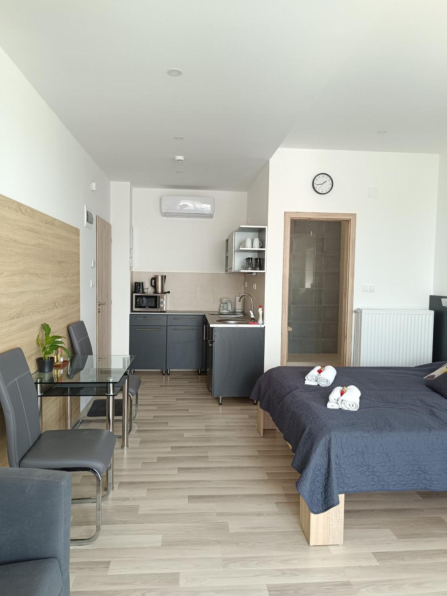 Ujhely Apartmanhaz شيوفوك المظهر الخارجي الصورة