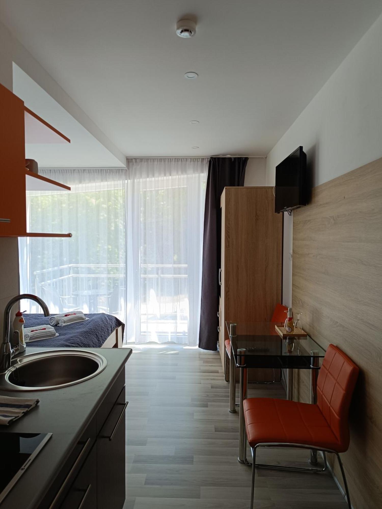 Ujhely Apartmanhaz شيوفوك المظهر الخارجي الصورة