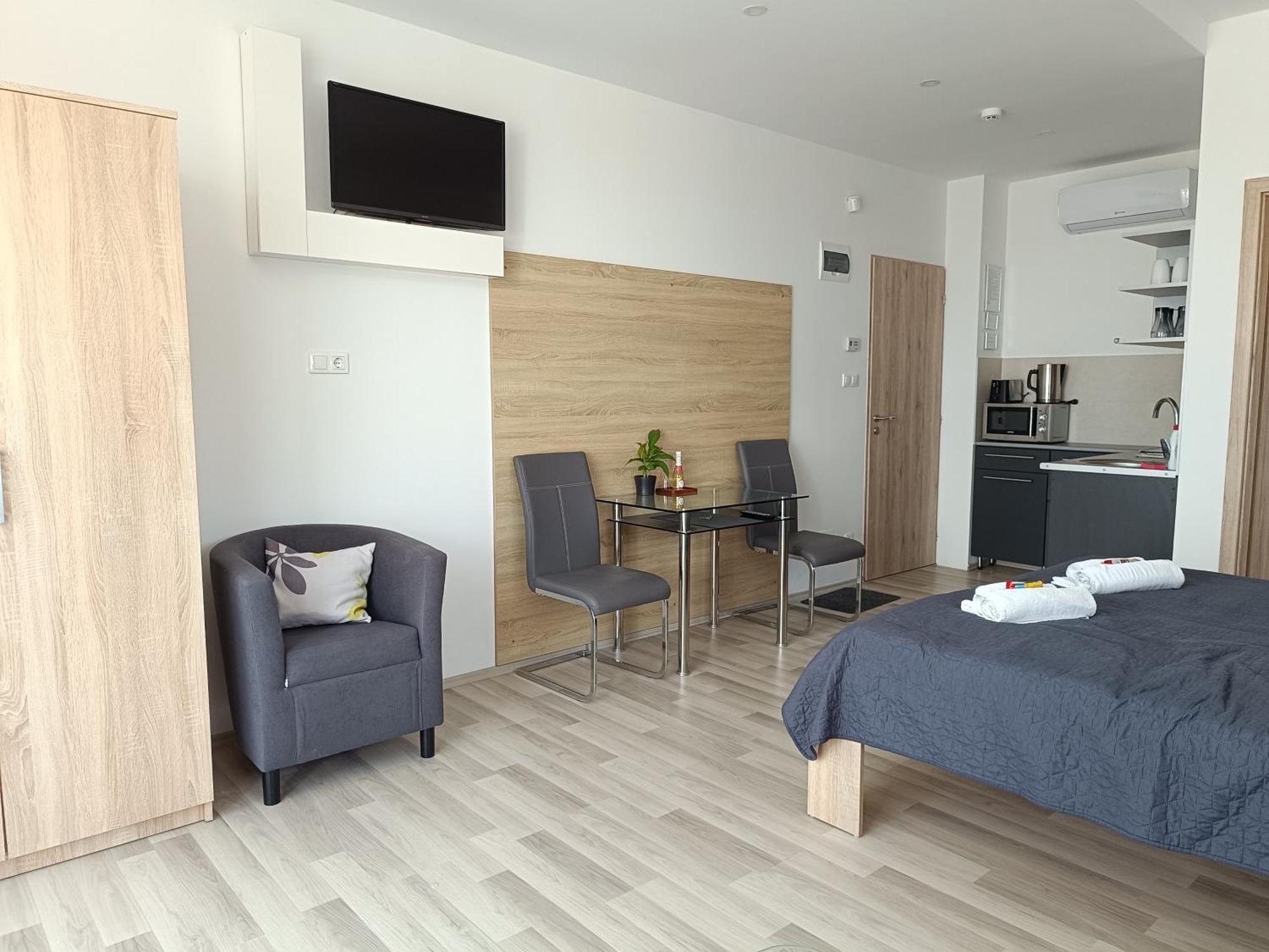 Ujhely Apartmanhaz شيوفوك المظهر الخارجي الصورة