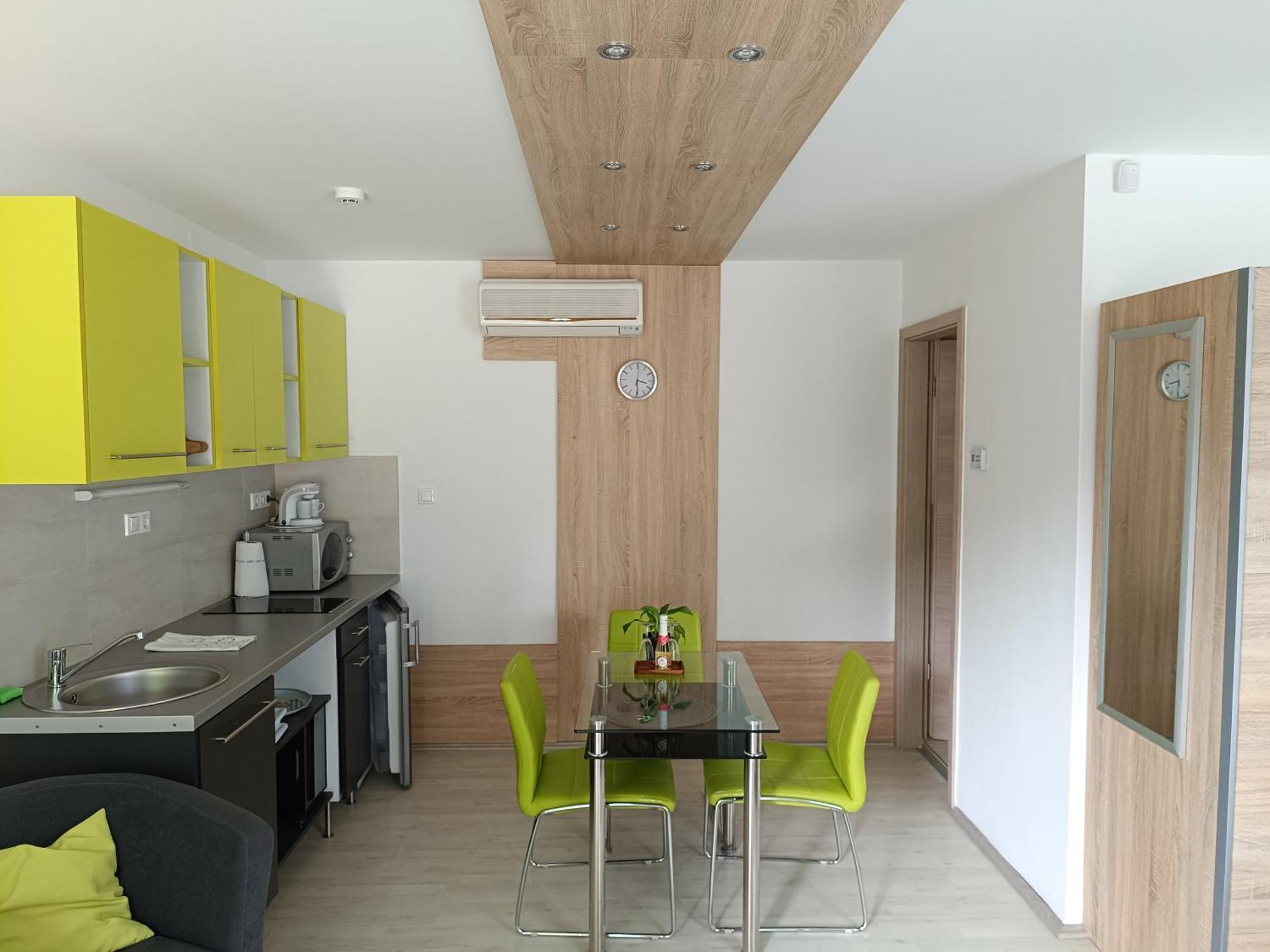 Ujhely Apartmanhaz شيوفوك المظهر الخارجي الصورة