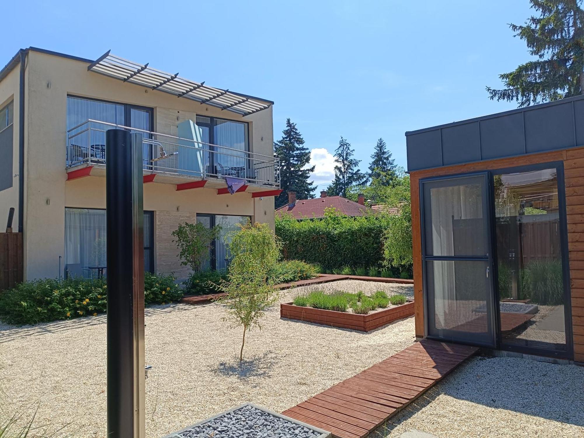 Ujhely Apartmanhaz شيوفوك المظهر الخارجي الصورة